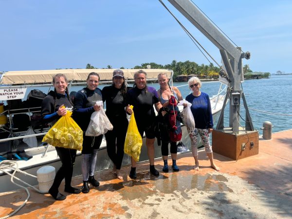 GreeGreen Edventures Women's Roatan Snorkeling & SCUBA Eco Tour