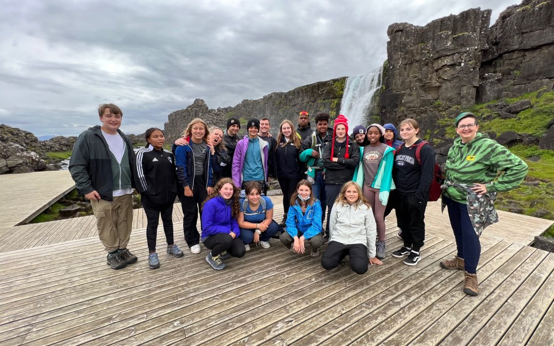 Organize And Lead A Science School Tour Group