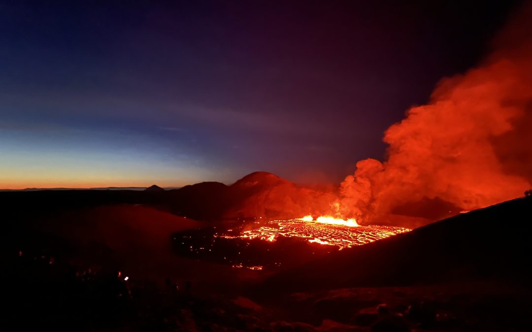 Iceland Volcano Erupts Again – See the volcano eruption in Iceland