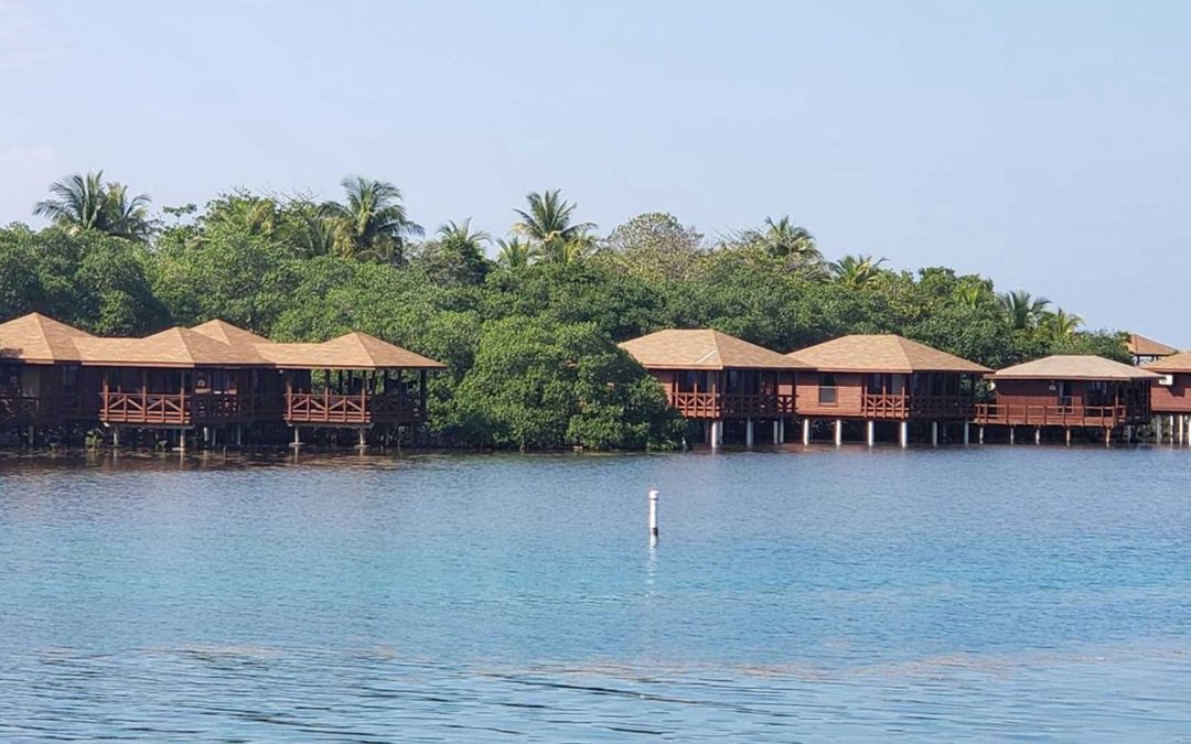Roatán Women’s Snorkeling SCUBA & Eco Tour