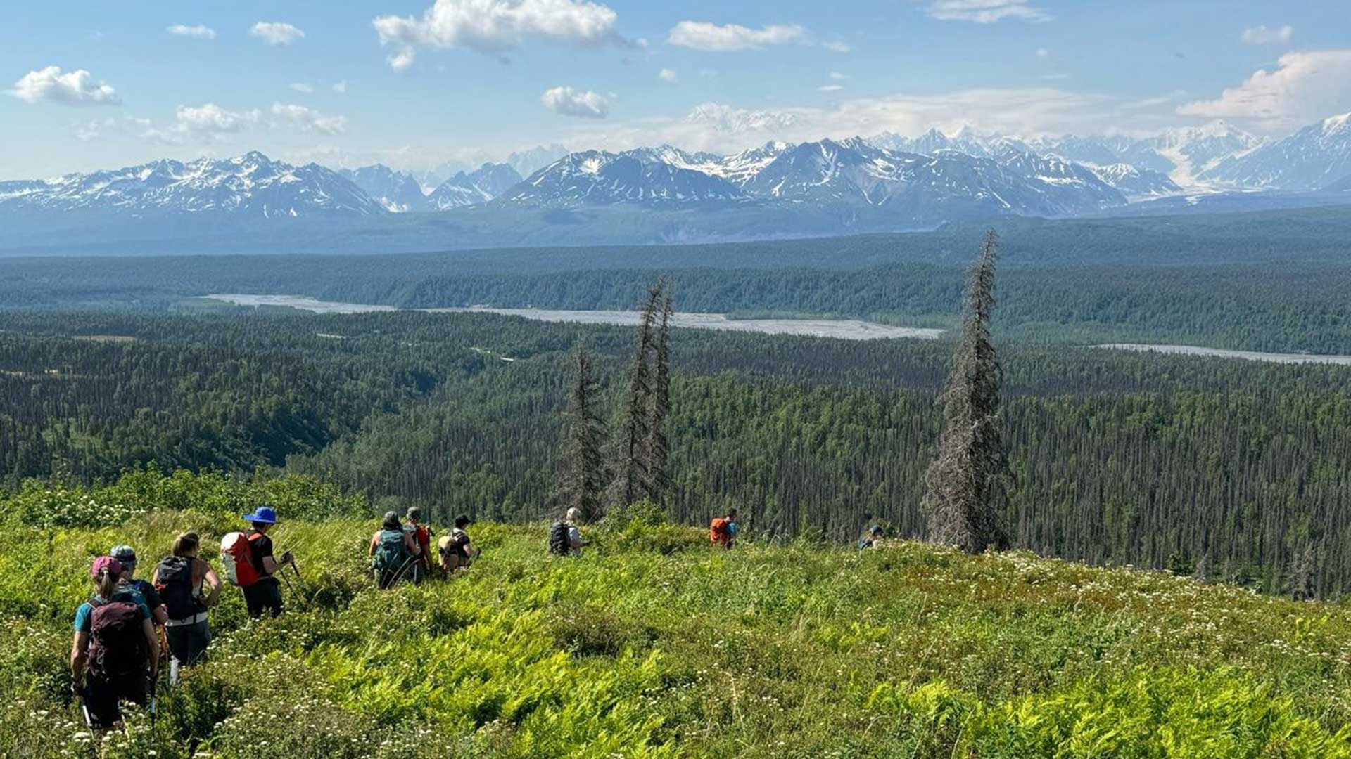 Alaska-women-denali-hike
