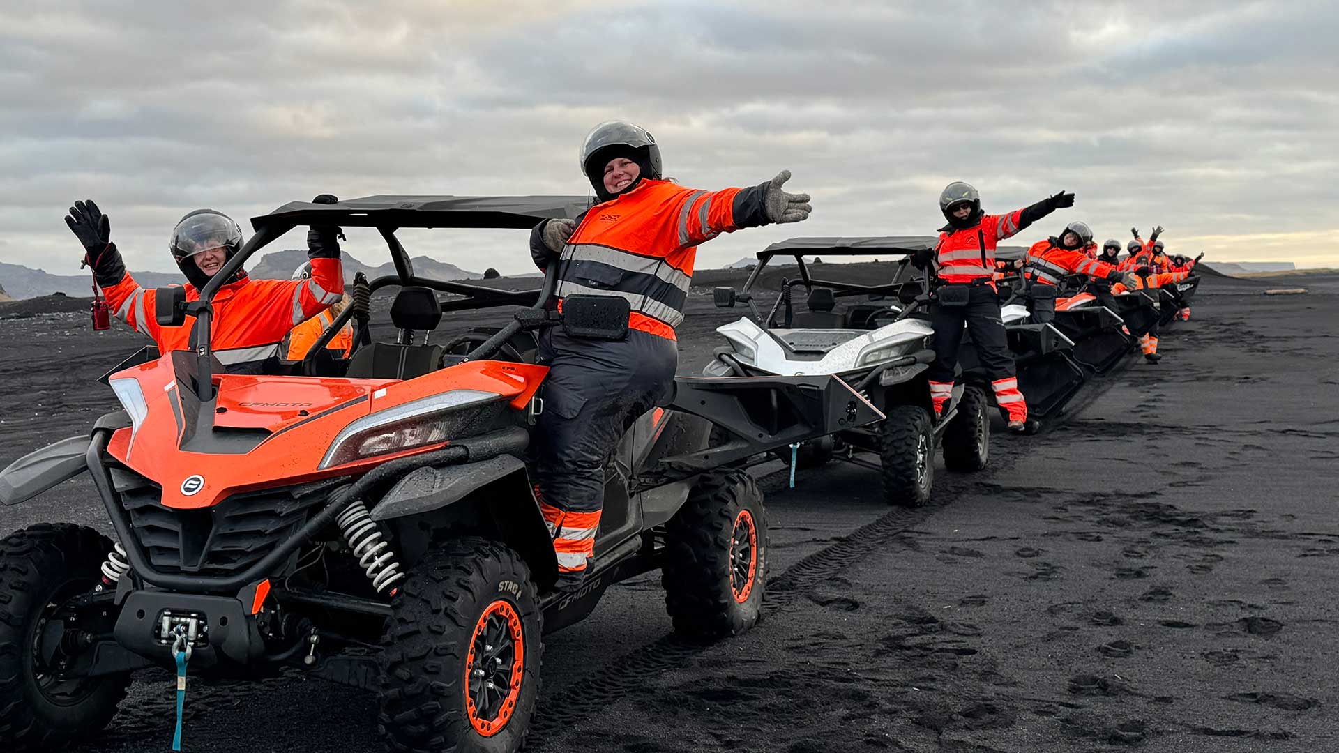 Iceland-beach-ATV-convoy