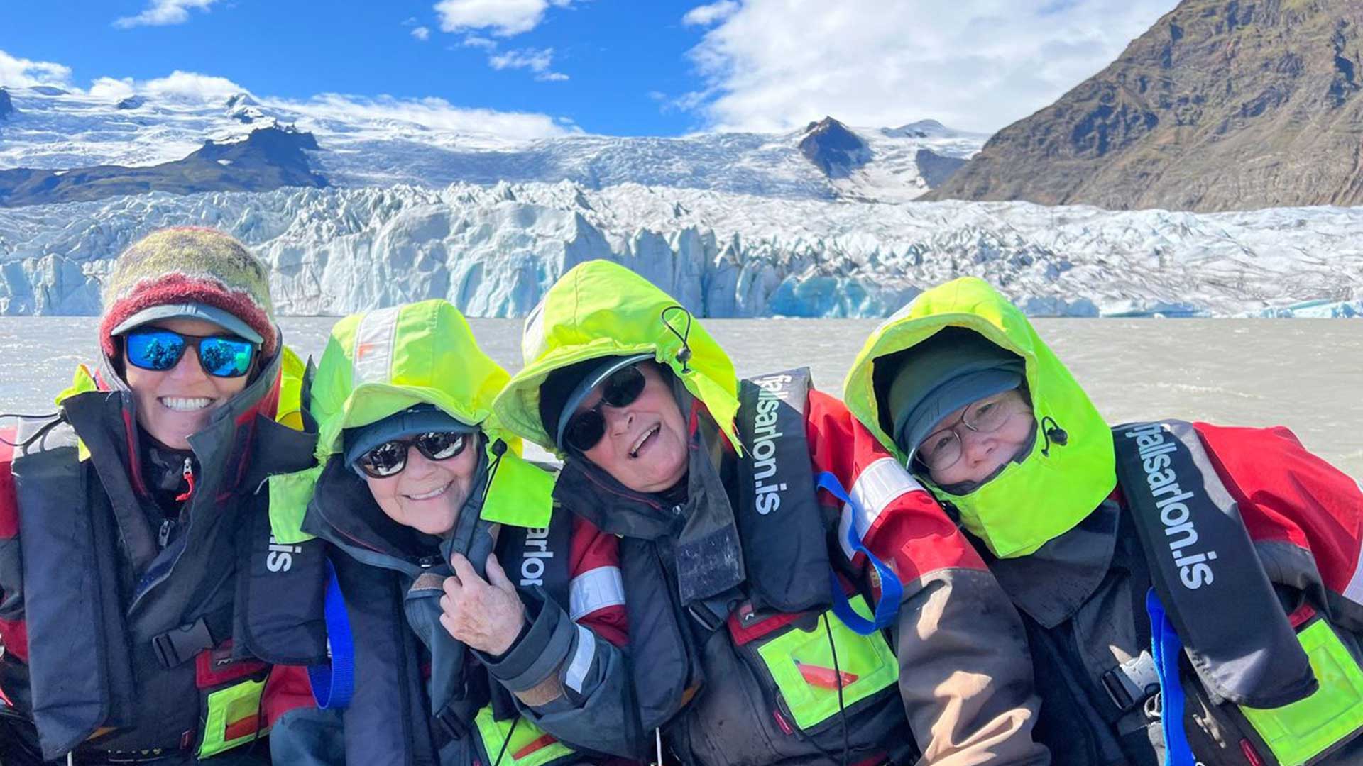 Iceland-glacier-zodiac-boat-ride