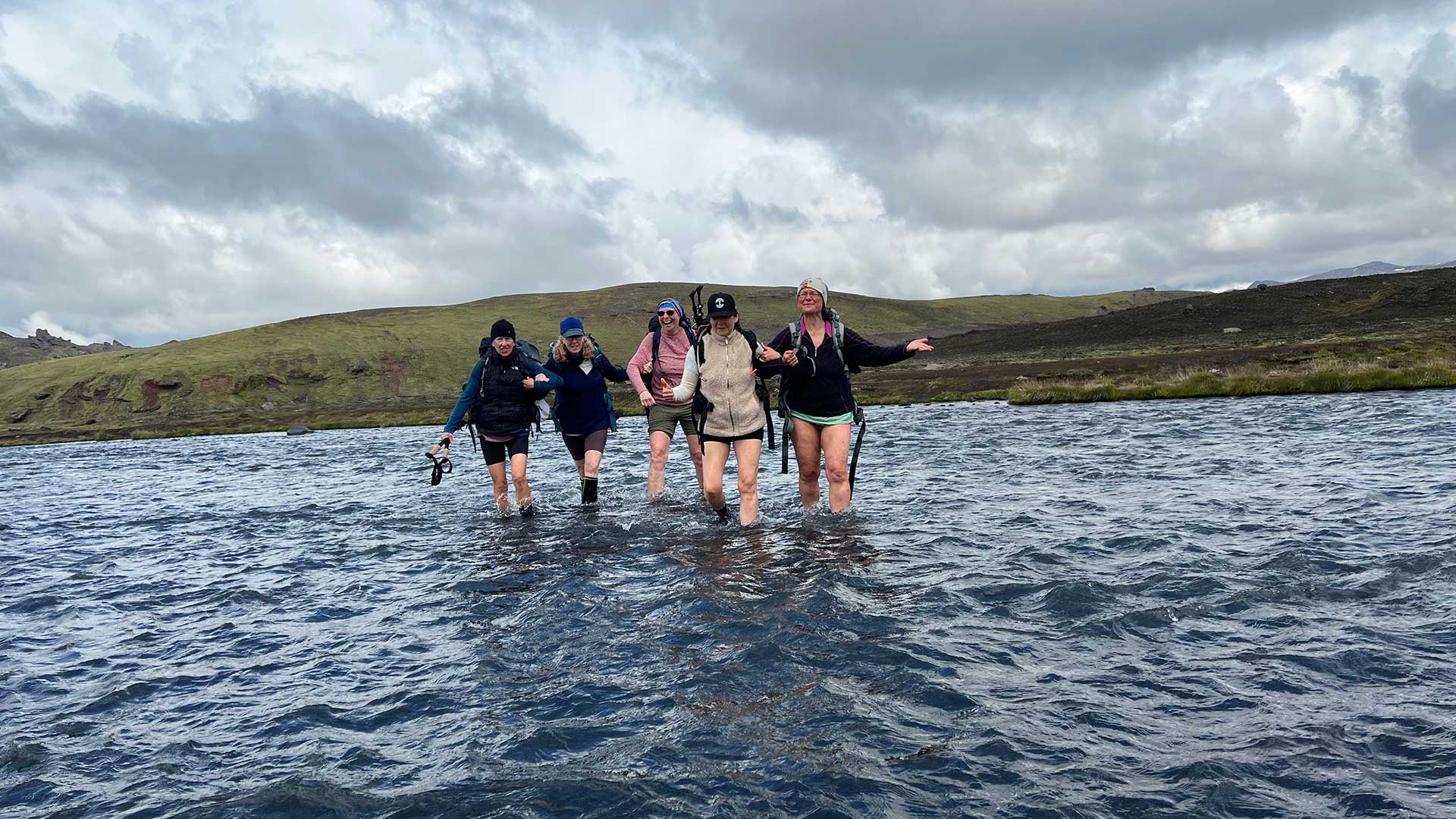 Iceland-stream-crossing
