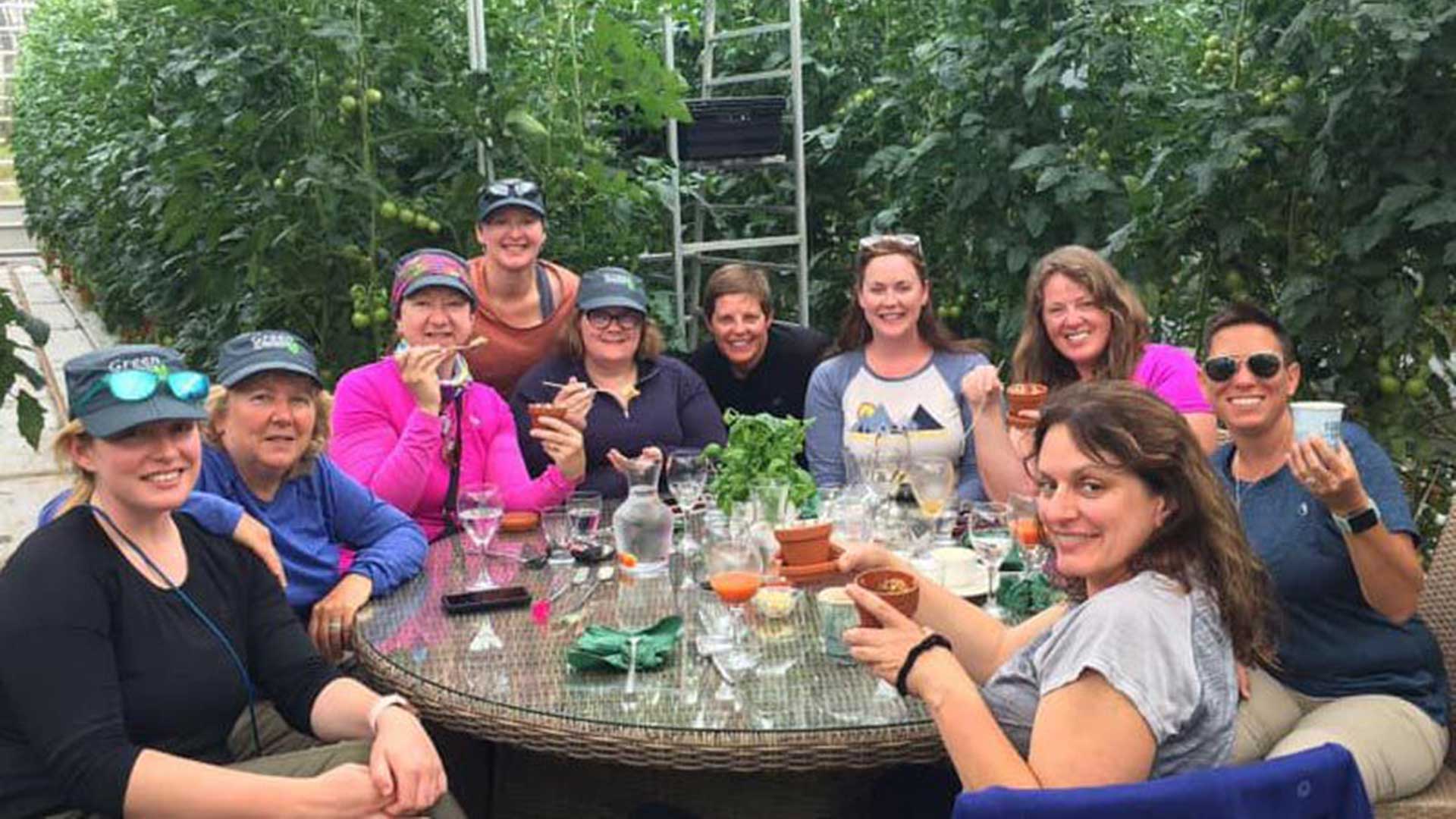 Iceland-women-greenshouse-lunch