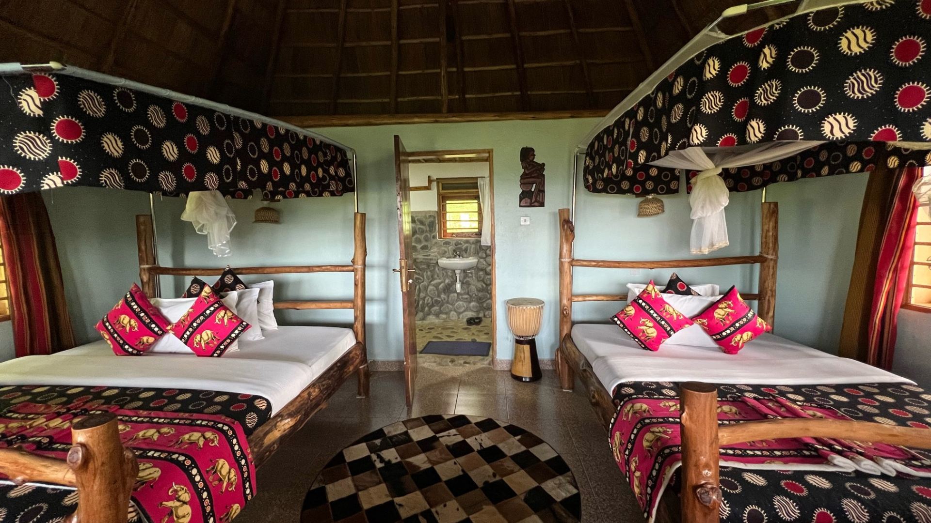 Uganda-womens-gorilla-chimpanzees-tour-faq3
